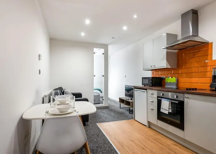 Modern Budget 1 Bed Flat In Central Halifax